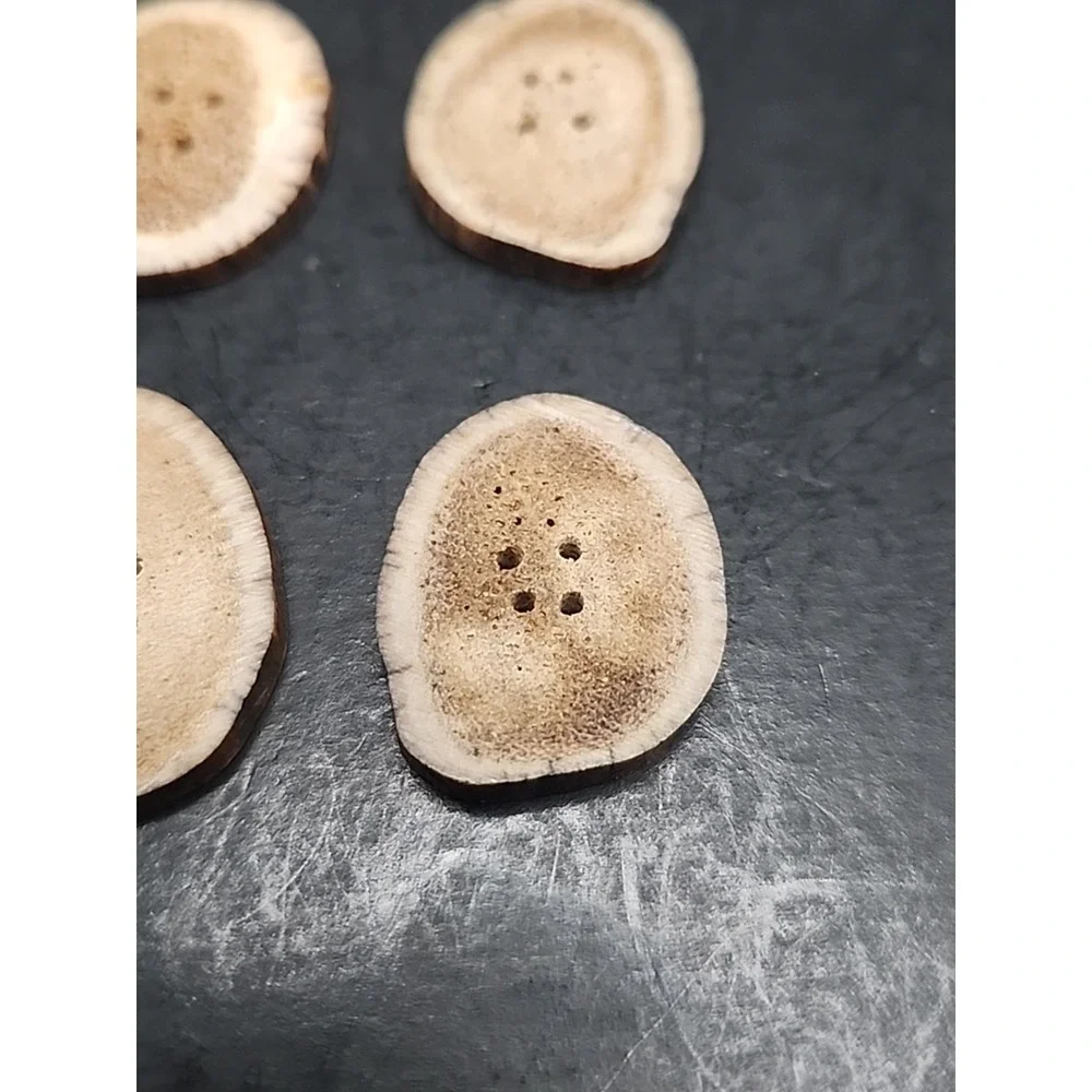 Set Of 4 Rustic Natural Raw Deer Antler Buttons Approximately 1